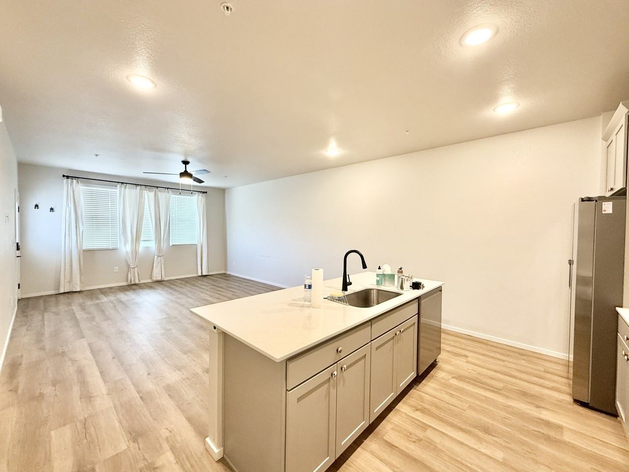 1820 Iron Wheel Dr #7 - Photo 5 of 16