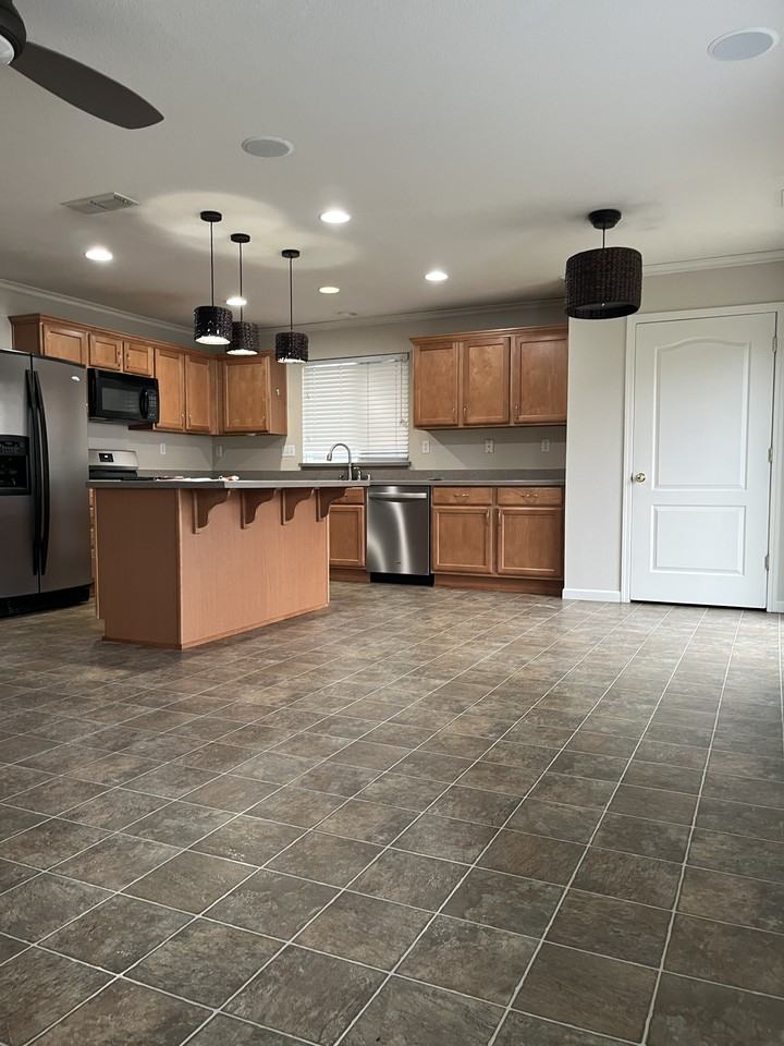 1751 Barney Ave #1 - Photo 6 of 19