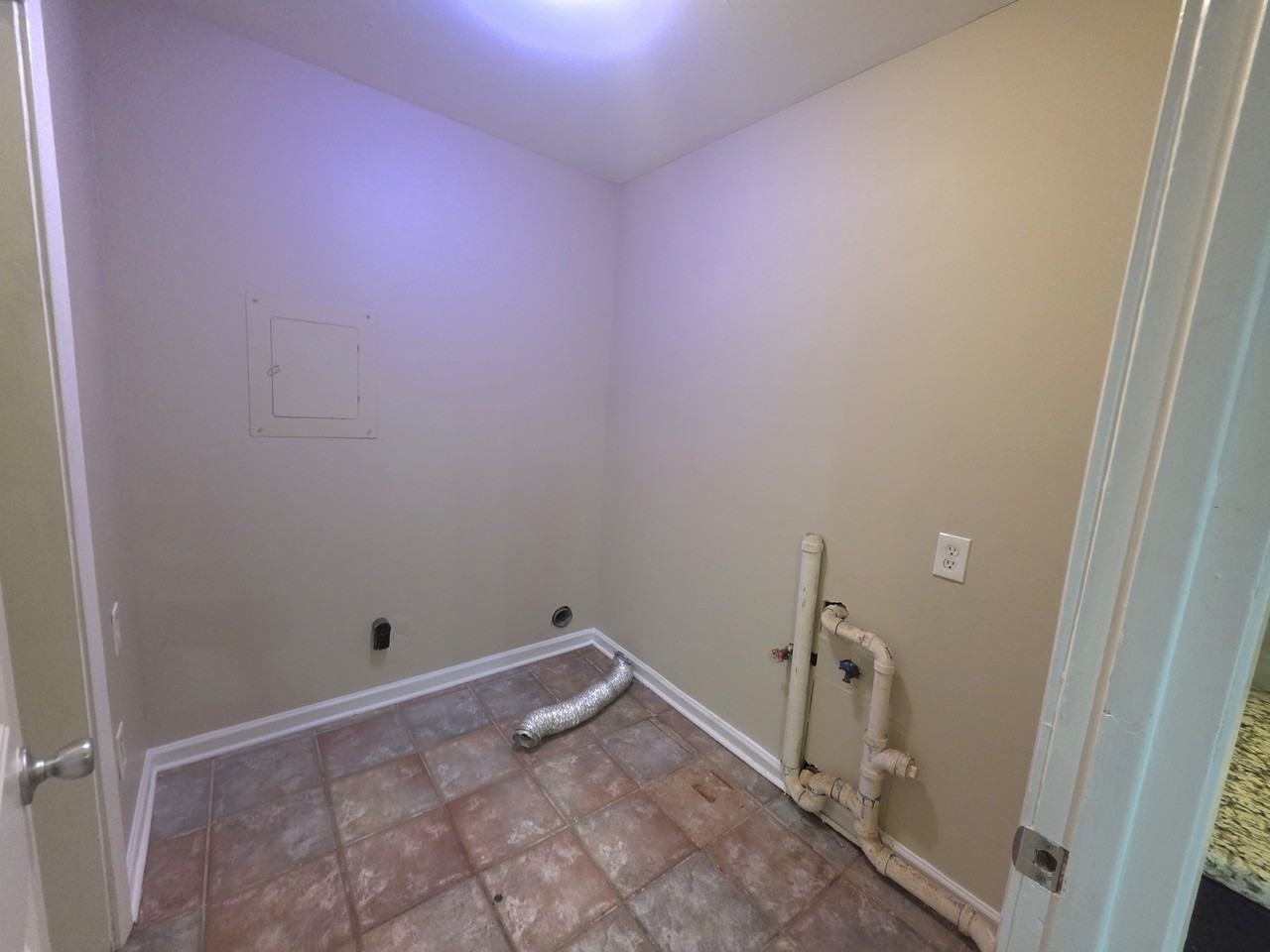 5219 Goodland Dr #1 - Photo 6 of 16