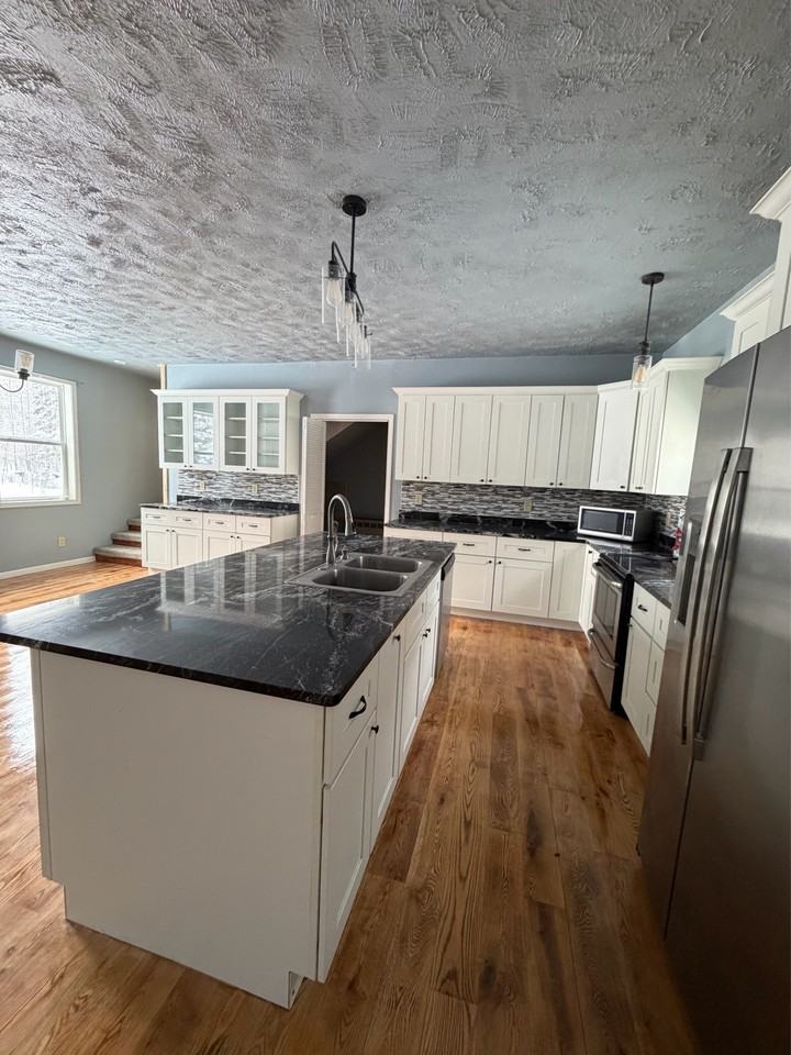 2824 E 3 Mile Rd #1 - Photo 5 of 24