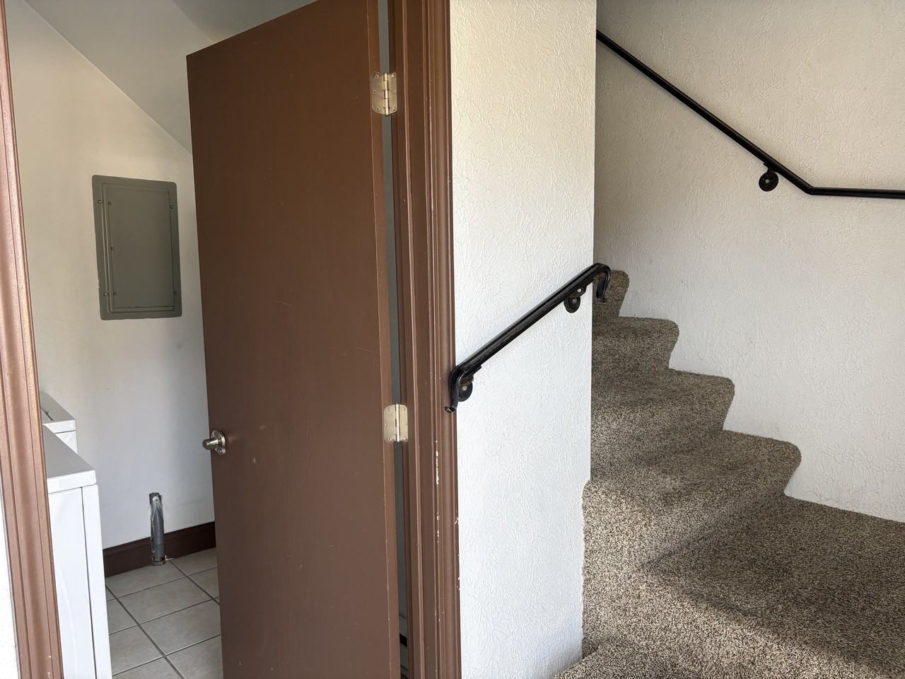 3422 W Richwoods Blvd #3422 - Photo 4 of 14