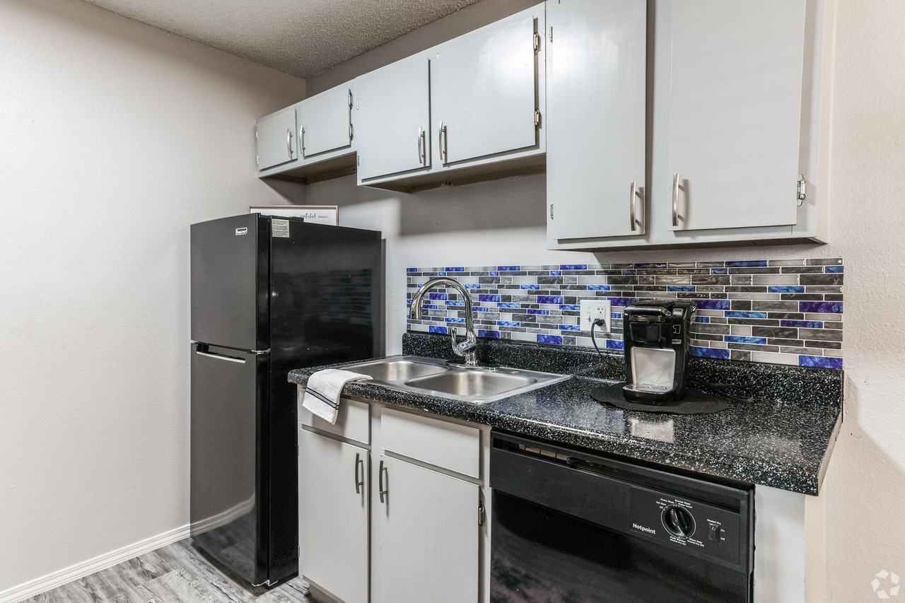 2310 Nw Terrace Hills Blvd #301 - Photo 7 of 24