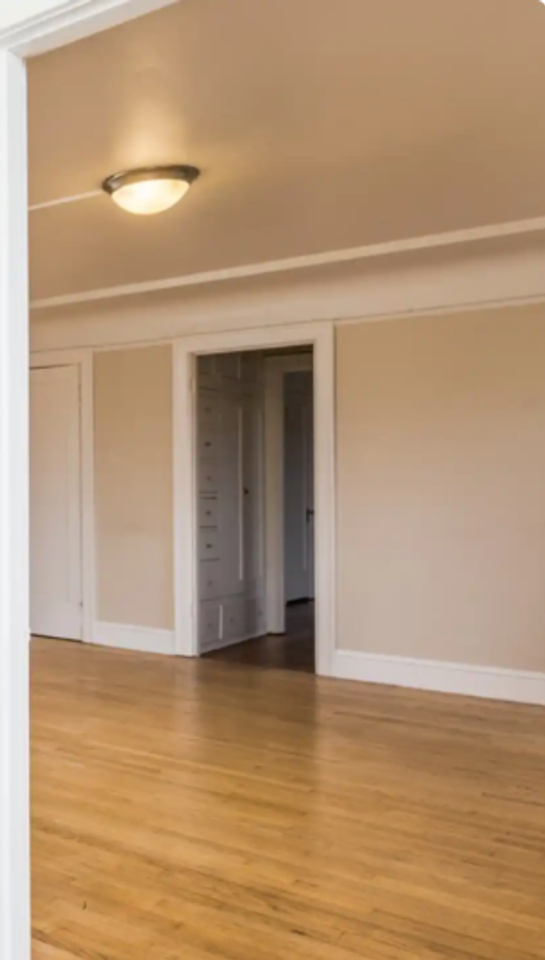 708 NW 19th Ave. - Photo 5 of 44