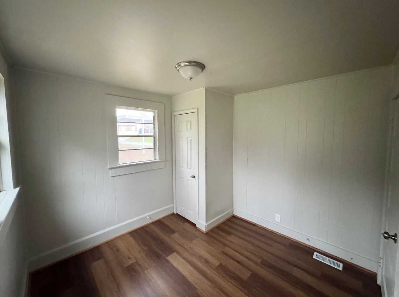 5709 13th St S #1 - Photo 4 of 7