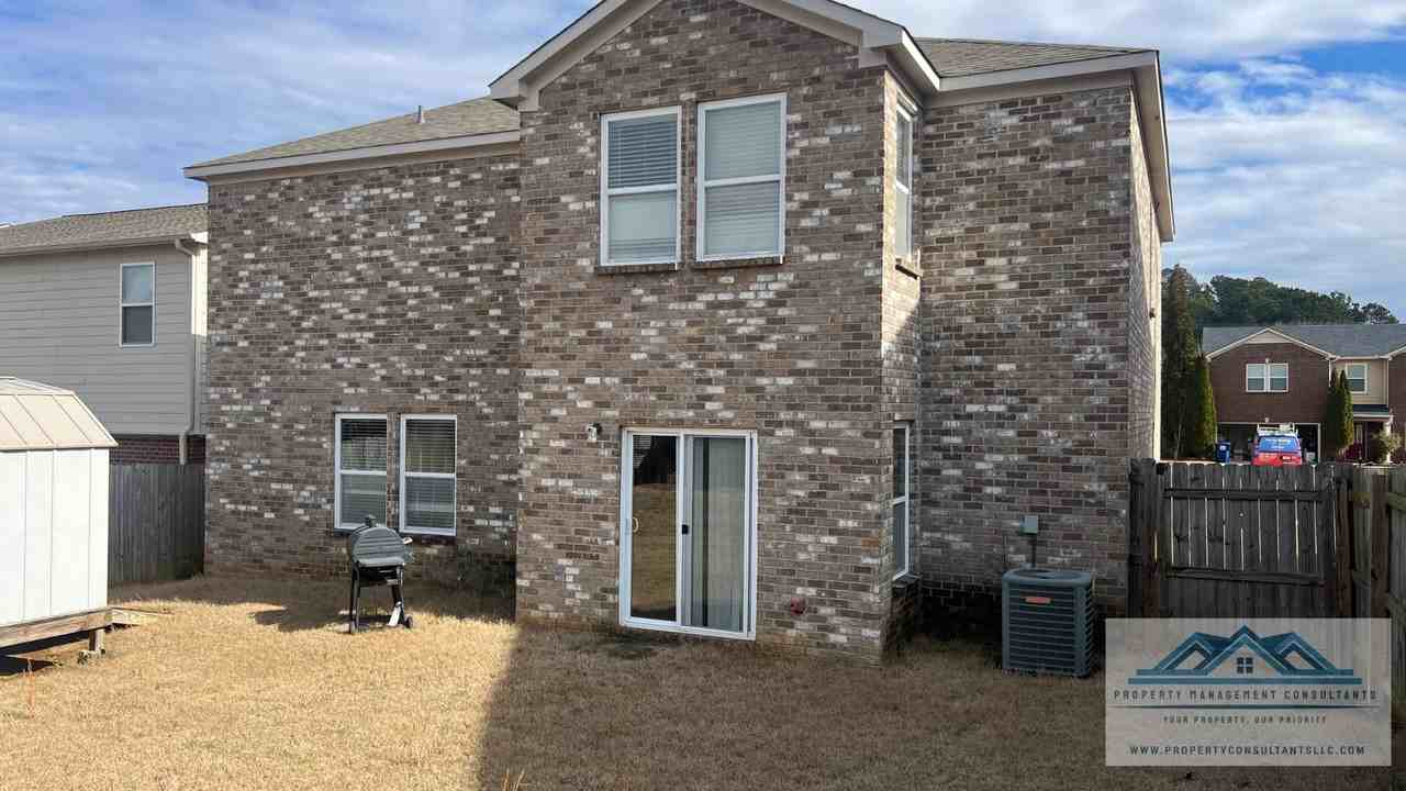 182 Forestbrook Dr #1 - Photo 3 of 9