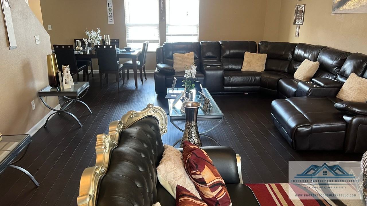 182 Forestbrook Dr #1 - Photo 5 of 9