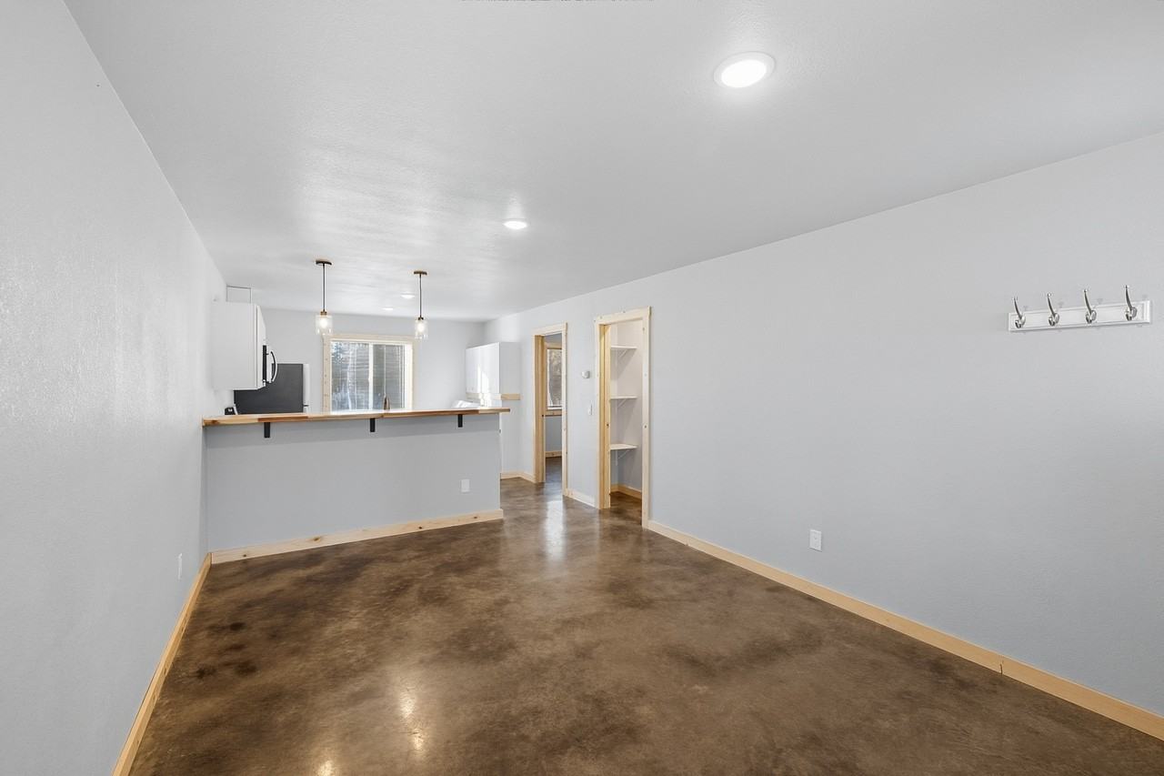 37130 Opengate Ct #5 - Photo 4 of 20