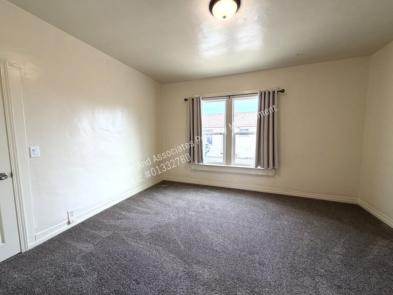 5120 Union Ave #1 - Photo 4 of 12