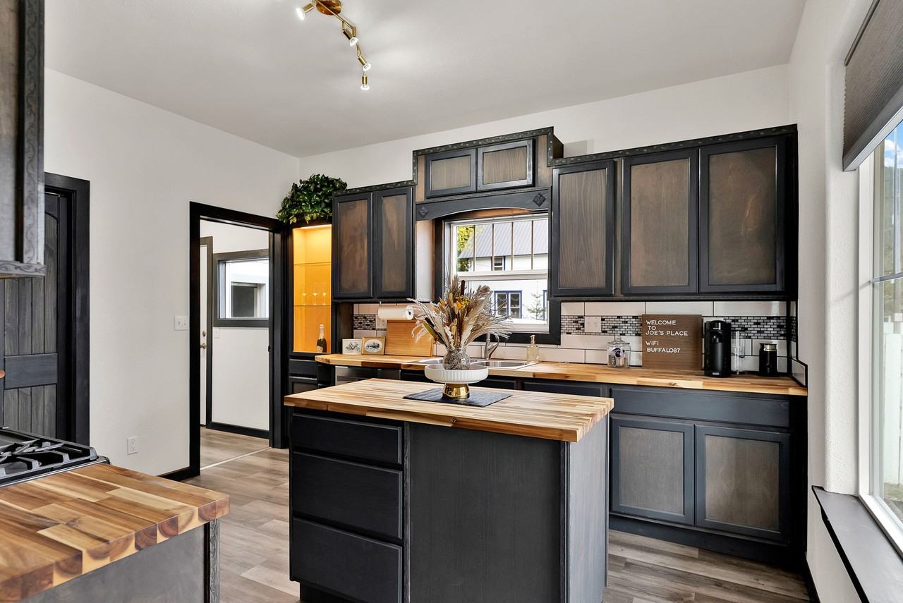 902 Residence St #1 - Photo 6 of 26