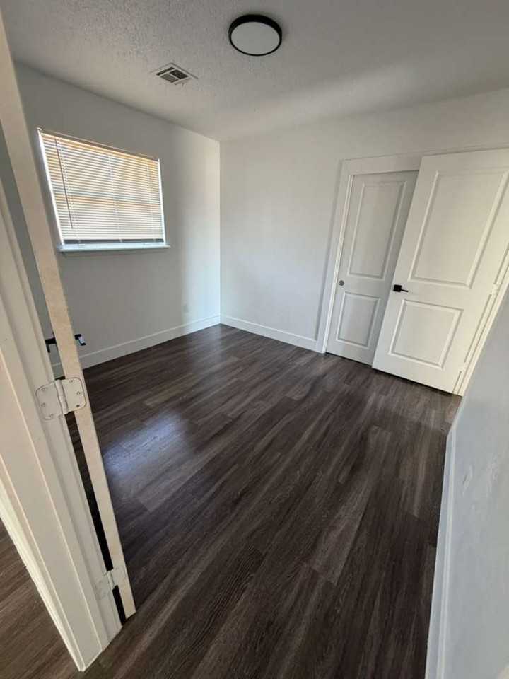 329 Nw 86th St #1 - Photo 2 of 10