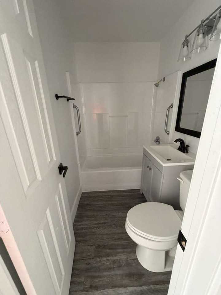 3200 Sw 44th St #1 - Photo 6 of 8