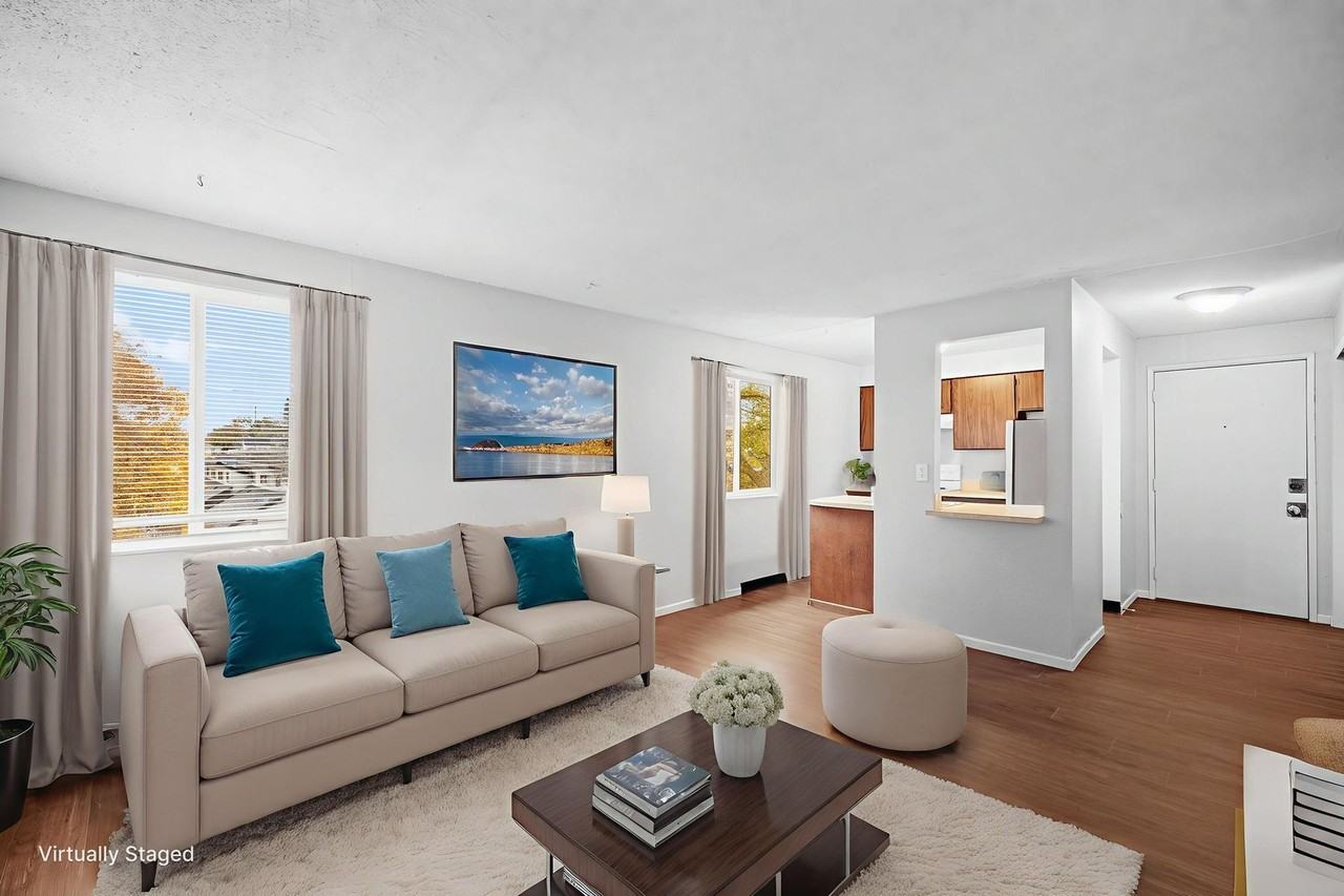 MOVE IN SPECIAL! 50% OFF SECOND MONTHS RENT - Photo 3 of 18