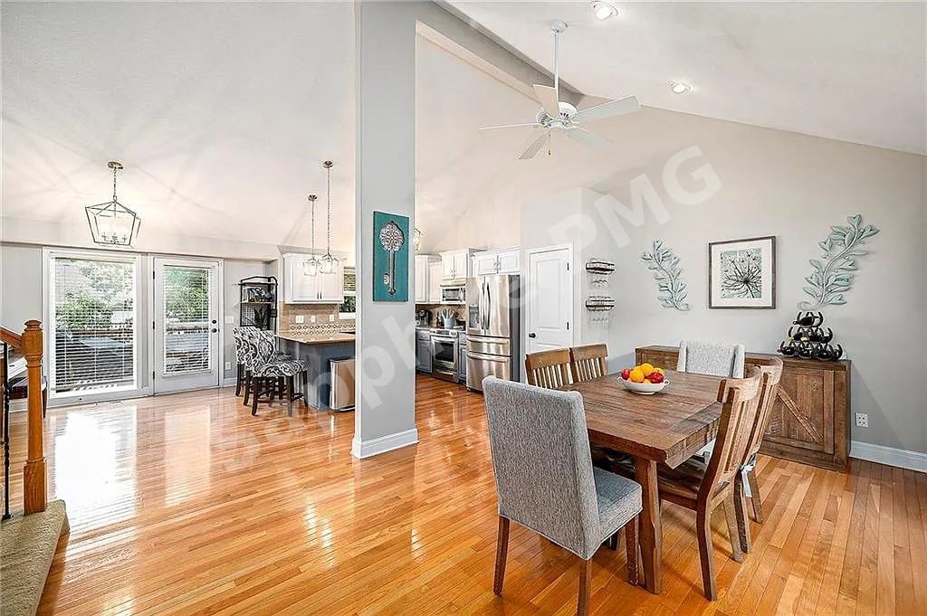 8707 N Wheaton Ct #1 - Photo 5 of 19