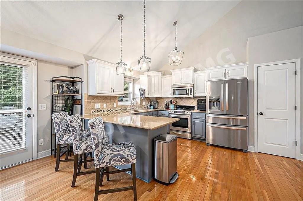 8707 N Wheaton Ct #1 - Photo 6 of 19