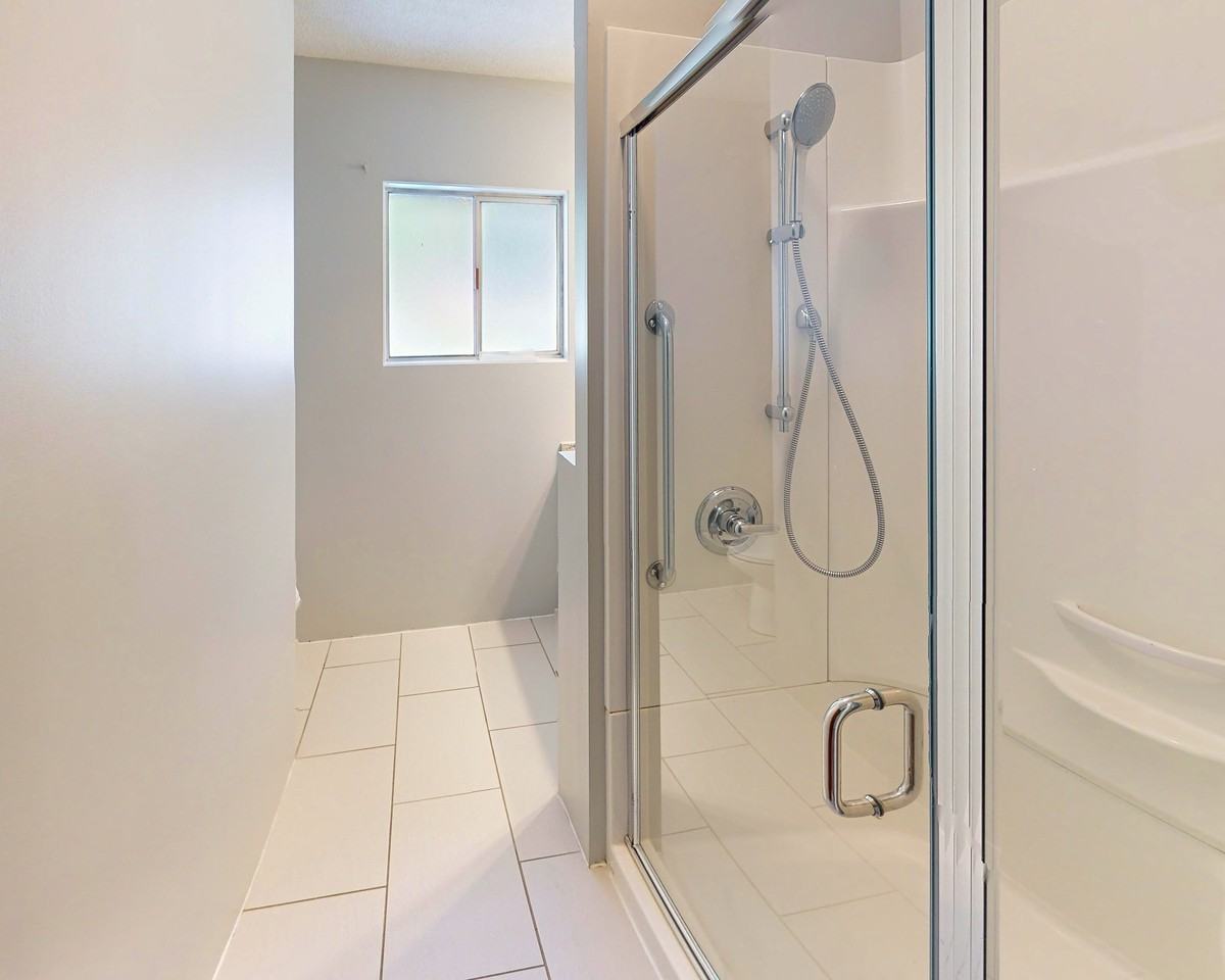 4516 Manson Avenue - Photo 6 of 12