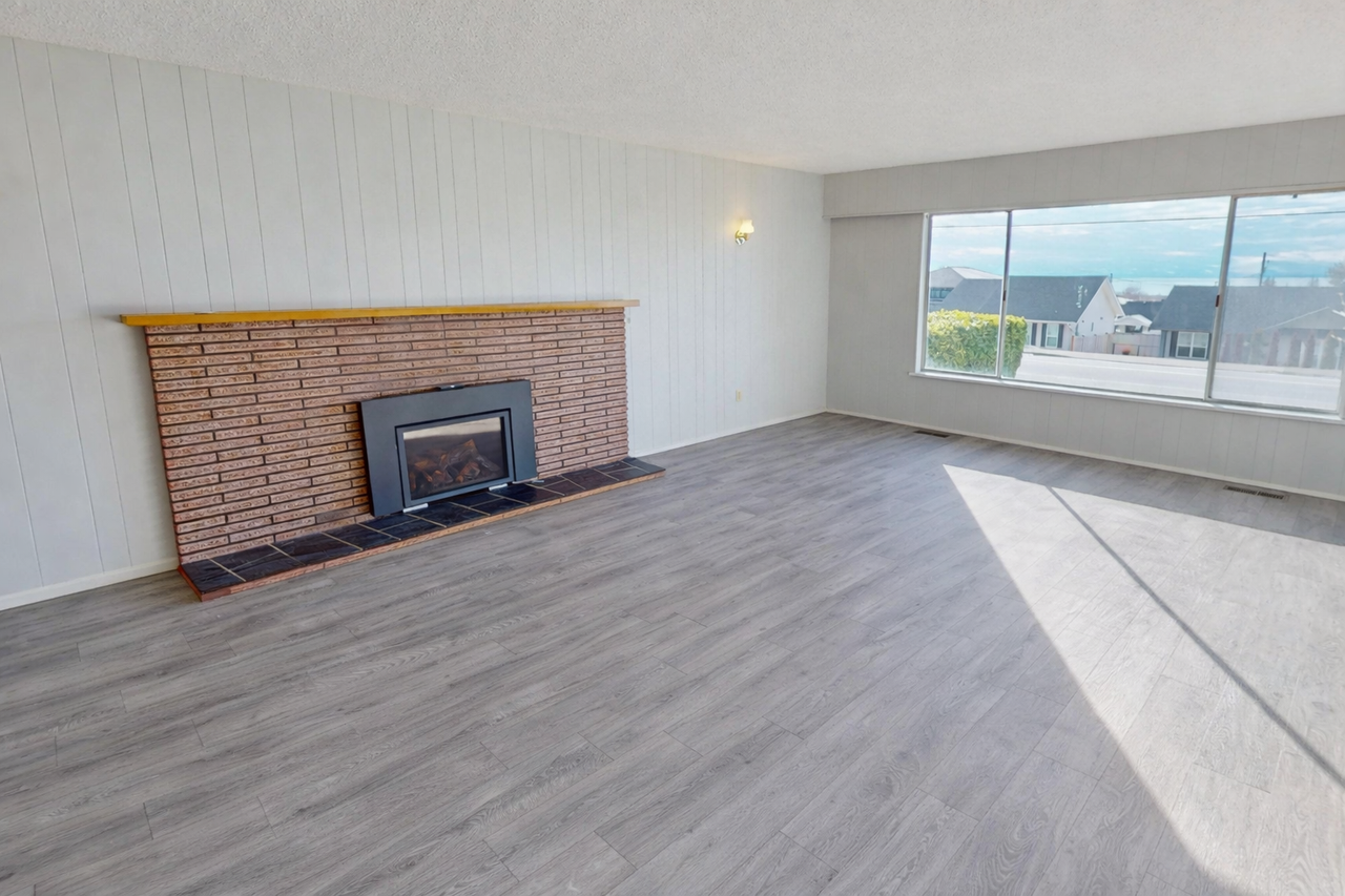 4516 Manson Avenue - Photo 2 of 12