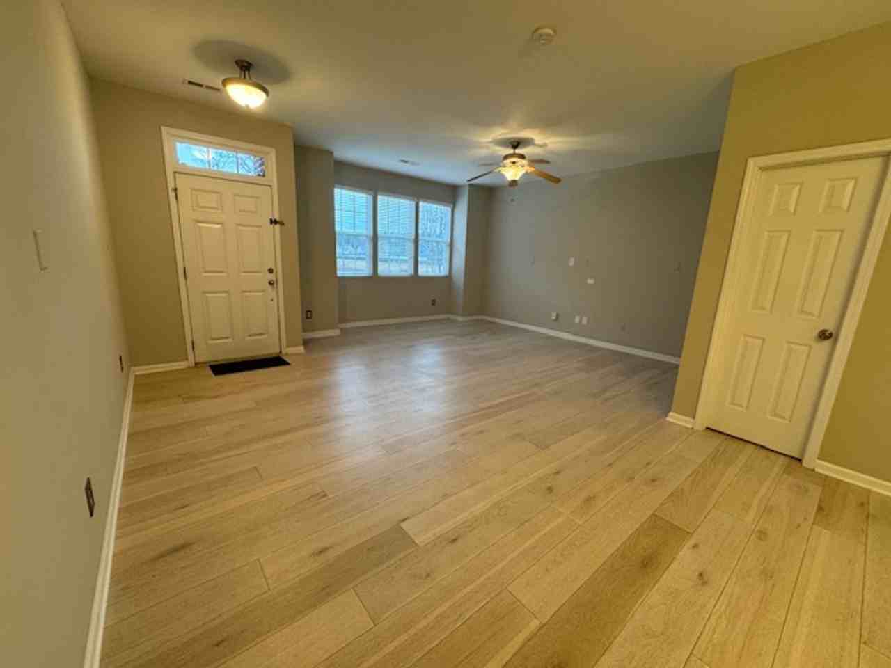 3634 Olympia Dr - Photo 3 of 27