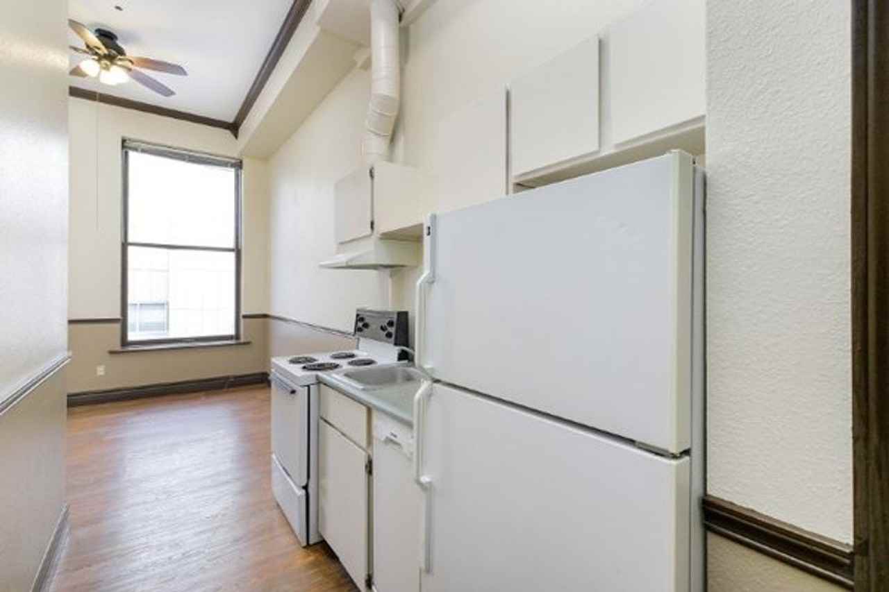 #397 ST. JAMES APARTMENTS - Photo 4 of 21