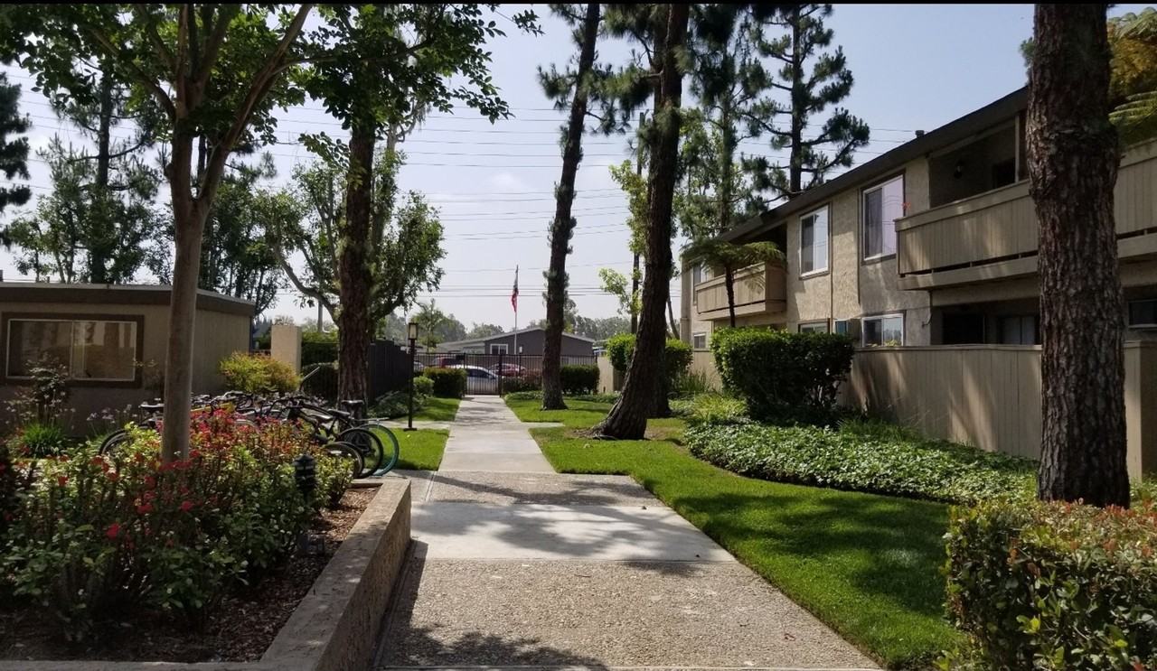 14101 Browning - Photo 3 of 23