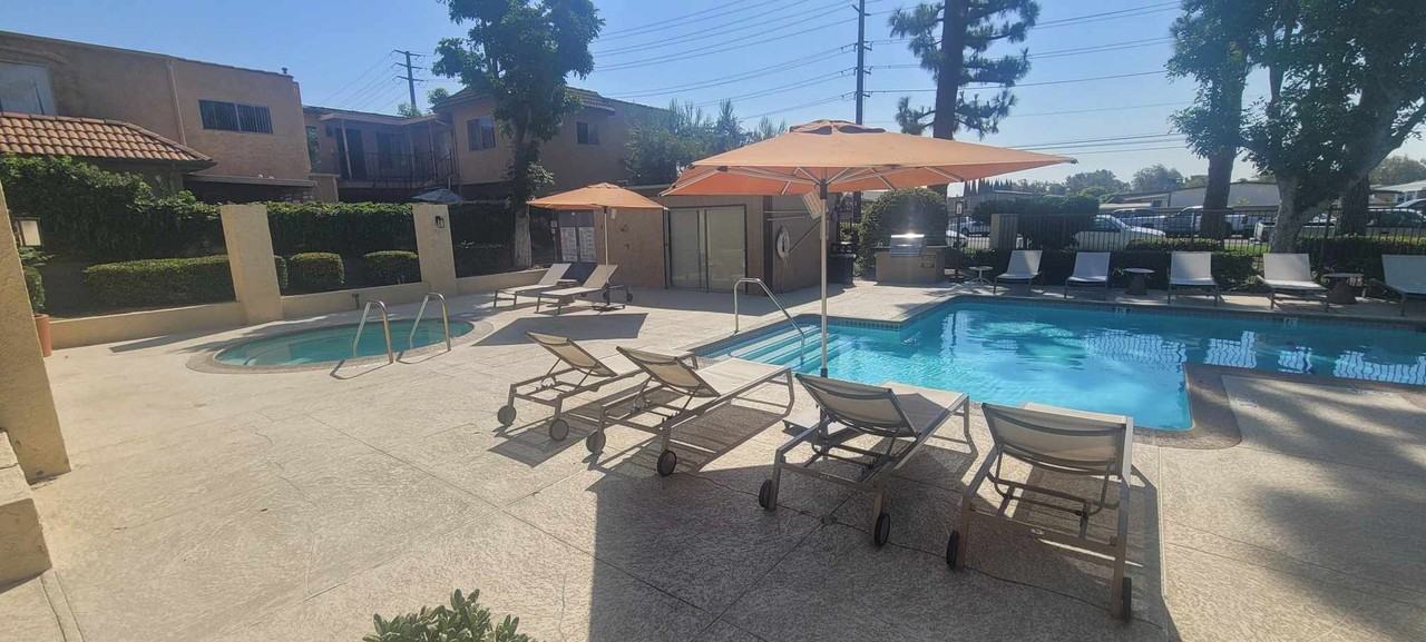 14101 Browning - Photo 4 of 23