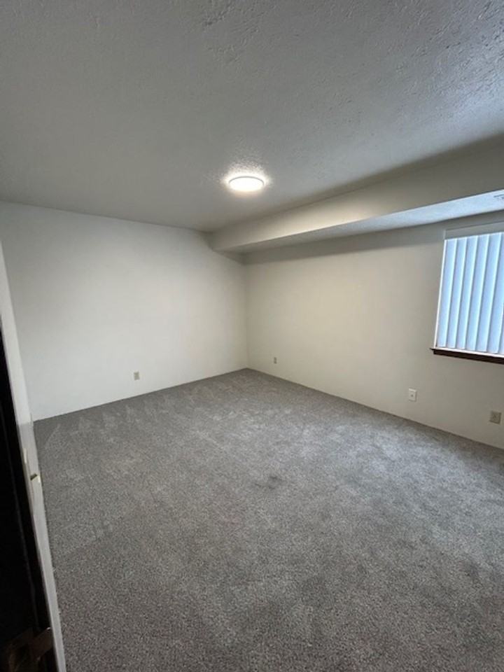 2207 Spansail Dr - Photo 6 of 11