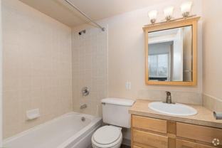 930 N Washington St - Photo 1 of 1