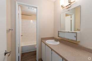 930 N Washington St - Photo 1 of 1
