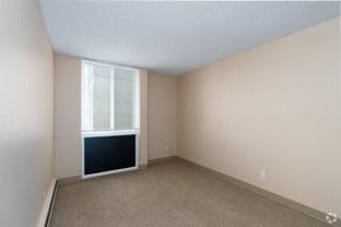930 N Washington St - Photo 1 of 1