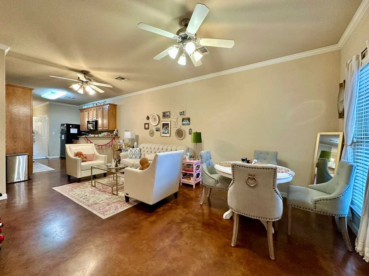 1418 S 10th - Photo 3 of 14