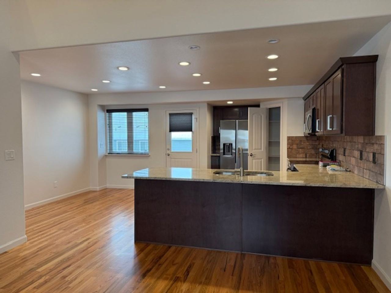 1615 Alyssaelaine Dr - Photo 2 of 41