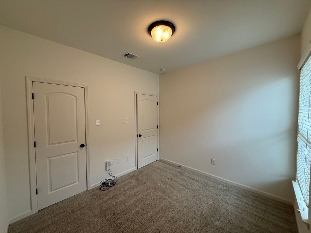 774 Sehdeva Memorial Dr - Photo 5 of 27