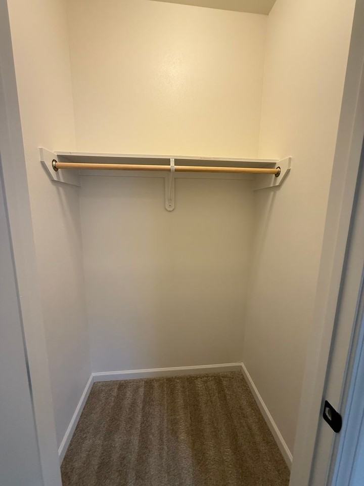 774 Sehdeva Memorial Dr - Photo 6 of 27