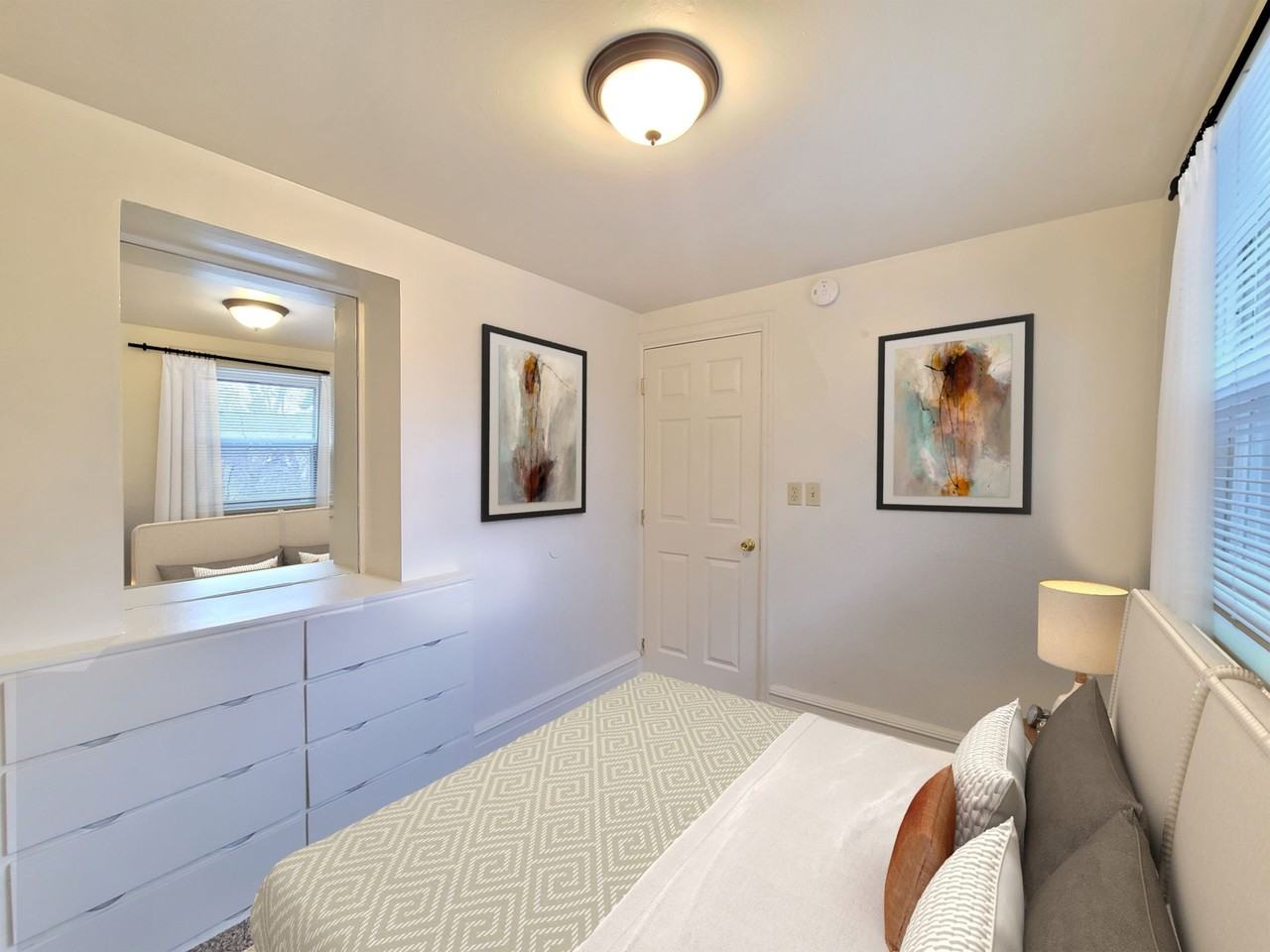 2011 W. 2nd Ave - Photo 4 of 4