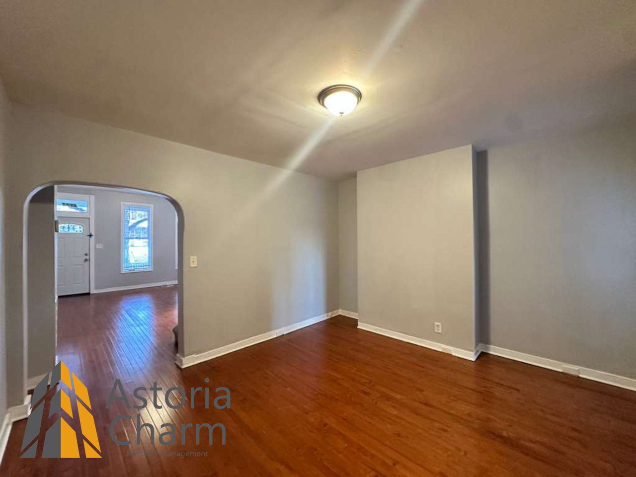 1716 Ashburton St - Photo 4 of 15