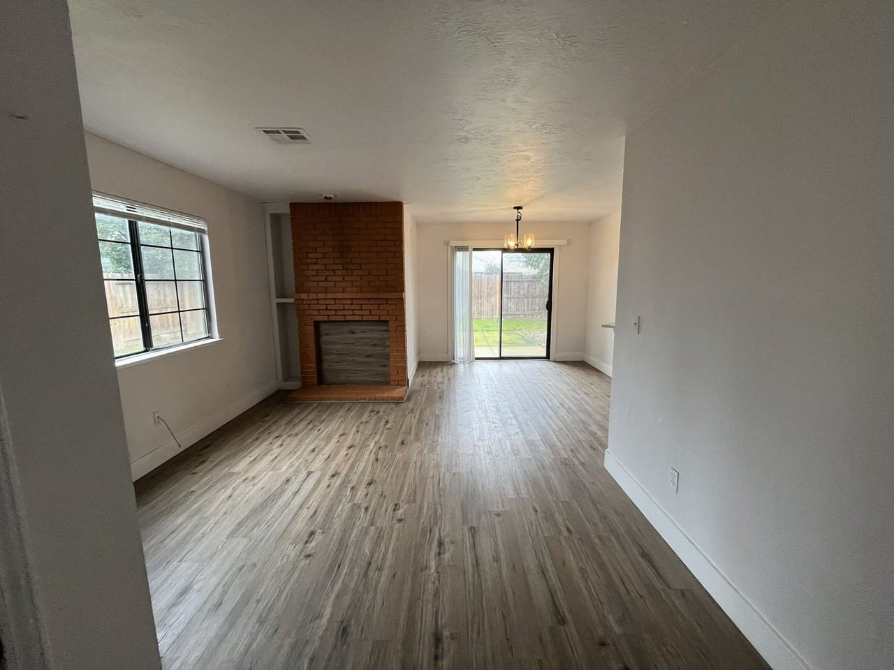 8879 Minnie Cir - Photo 5 of 50