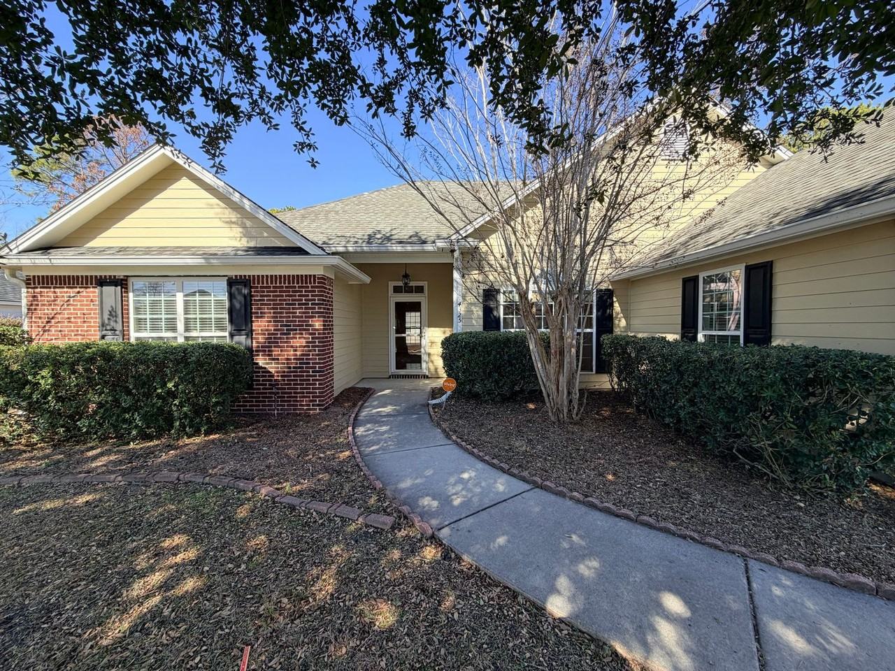 4325 Stonehaven Dr - Photo 2 of 30