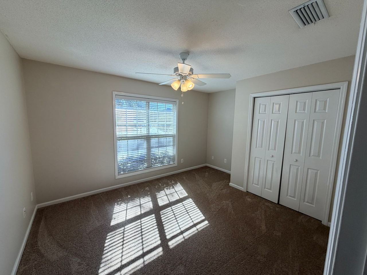 4325 Stonehaven Dr - Photo 6 of 30