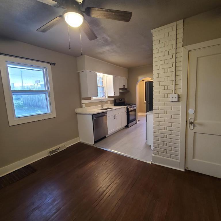 317 Dunnwood Dr - Photo 2 of 21