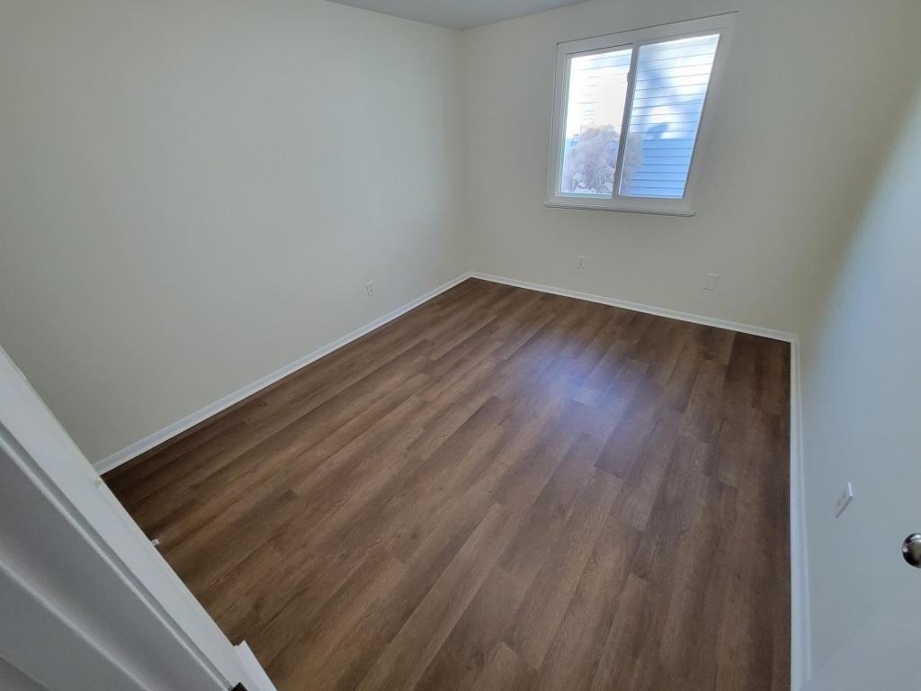 4922 S Harrison St - Photo 5 of 11