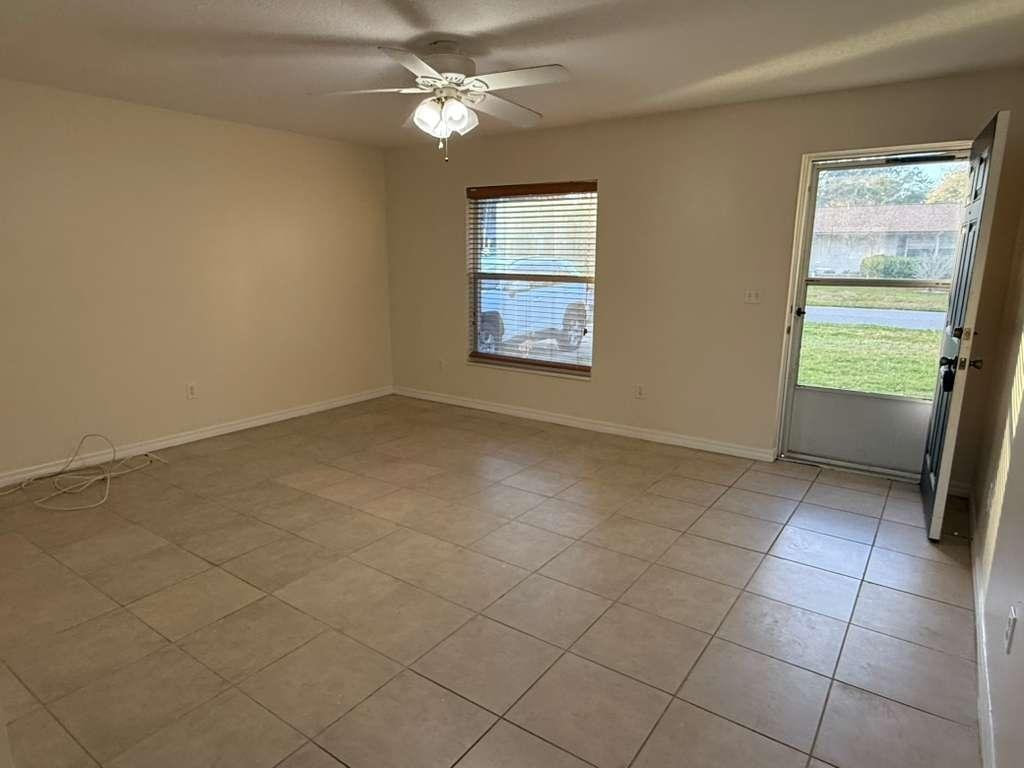 61 Bougainvillea Dr - Photo 4 of 16