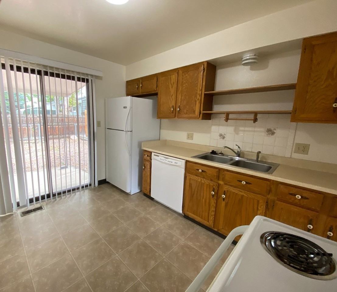 217 N 19th St - Photo 4 of 13