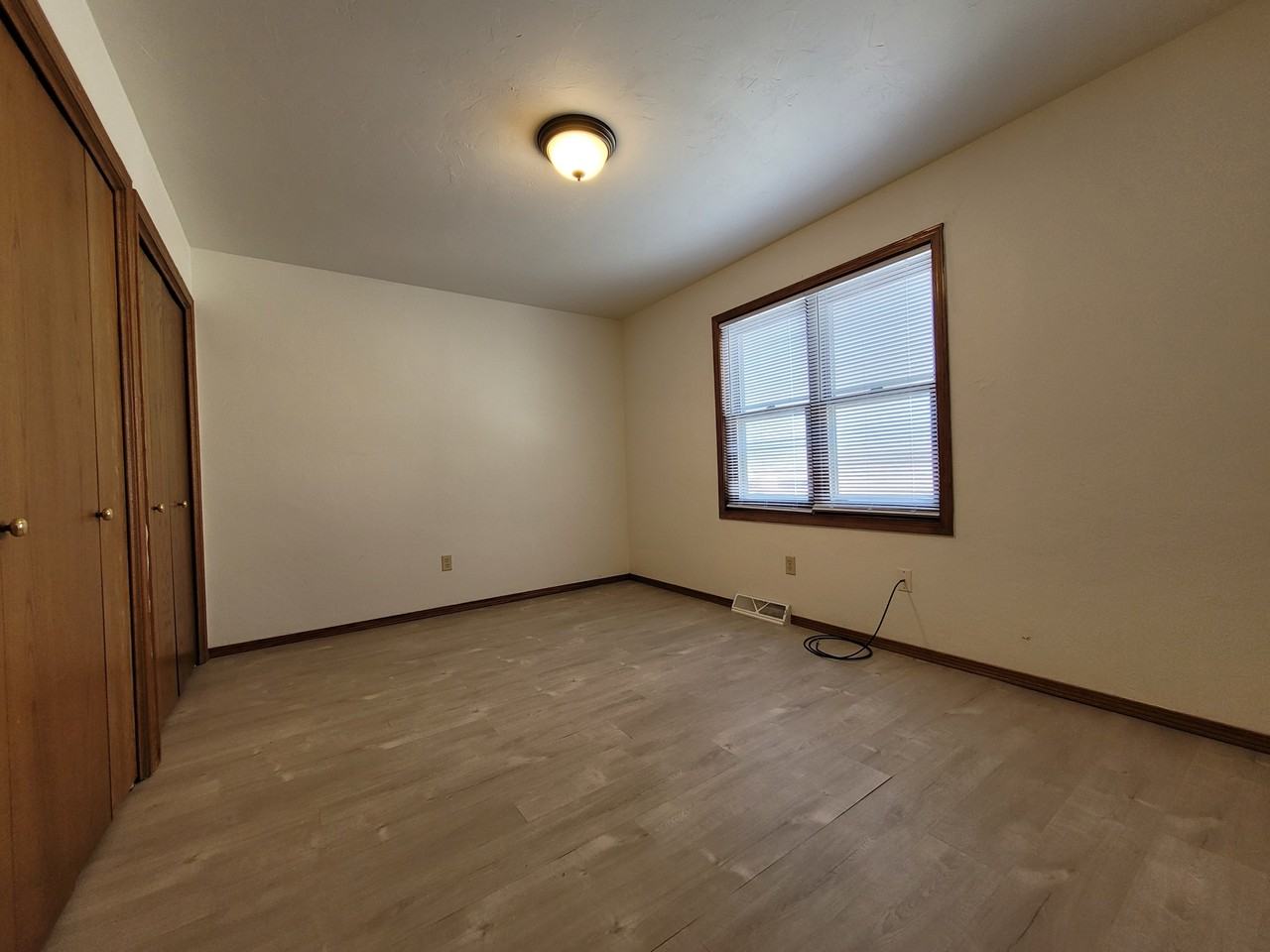 2010 2008/2 Schanock Dr #2010 - Photo 2 of 10