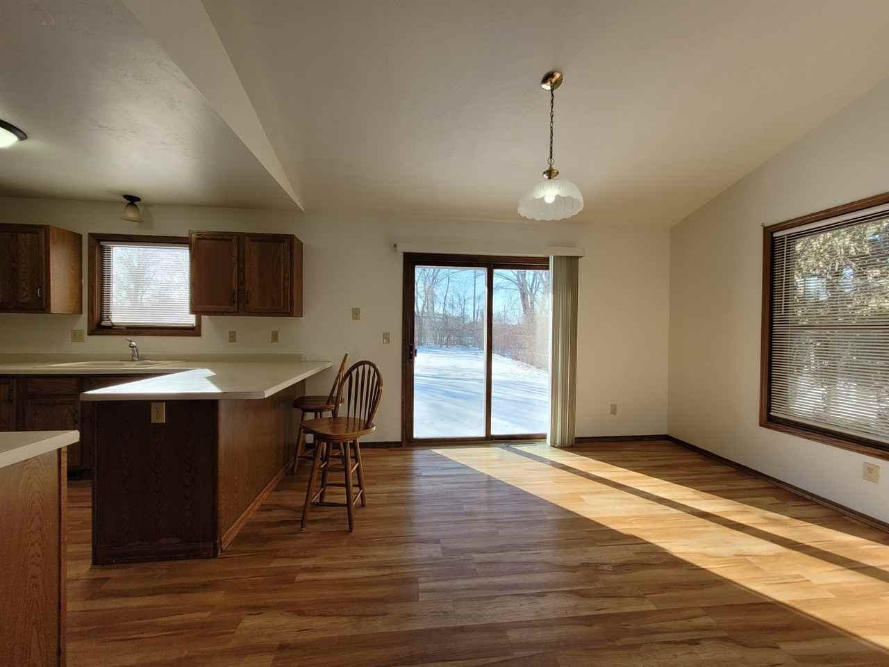 2083 2081/2 Schanock Dr #2083 - Photo 2 of 10