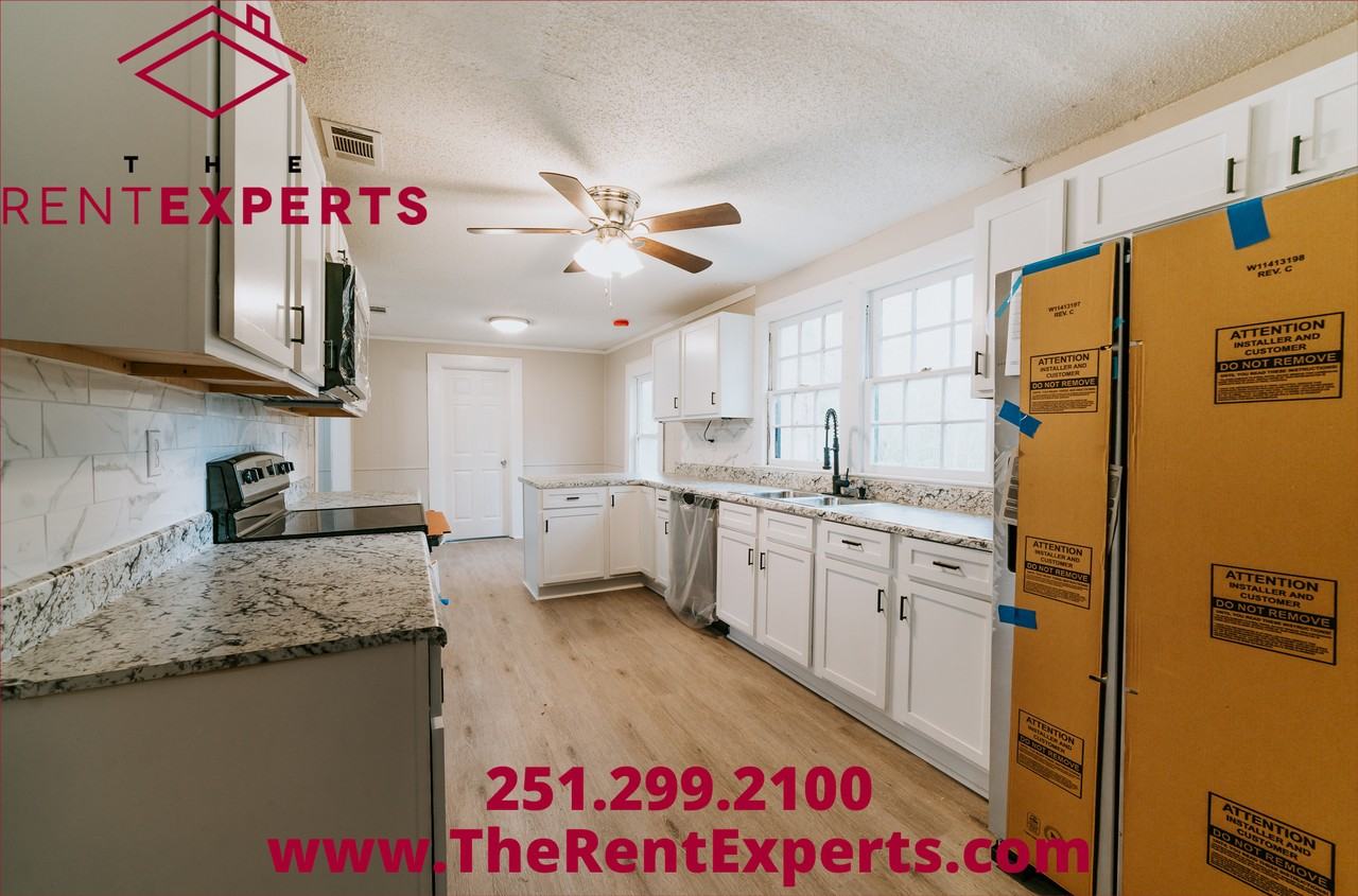 8666 Shaw St - Photo 7 of 28