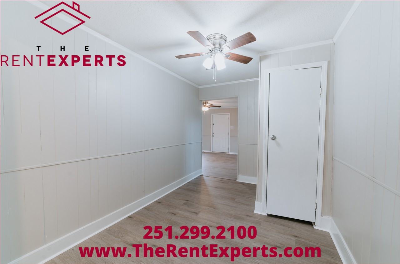 8666 Shaw St - Photo 7 of 28