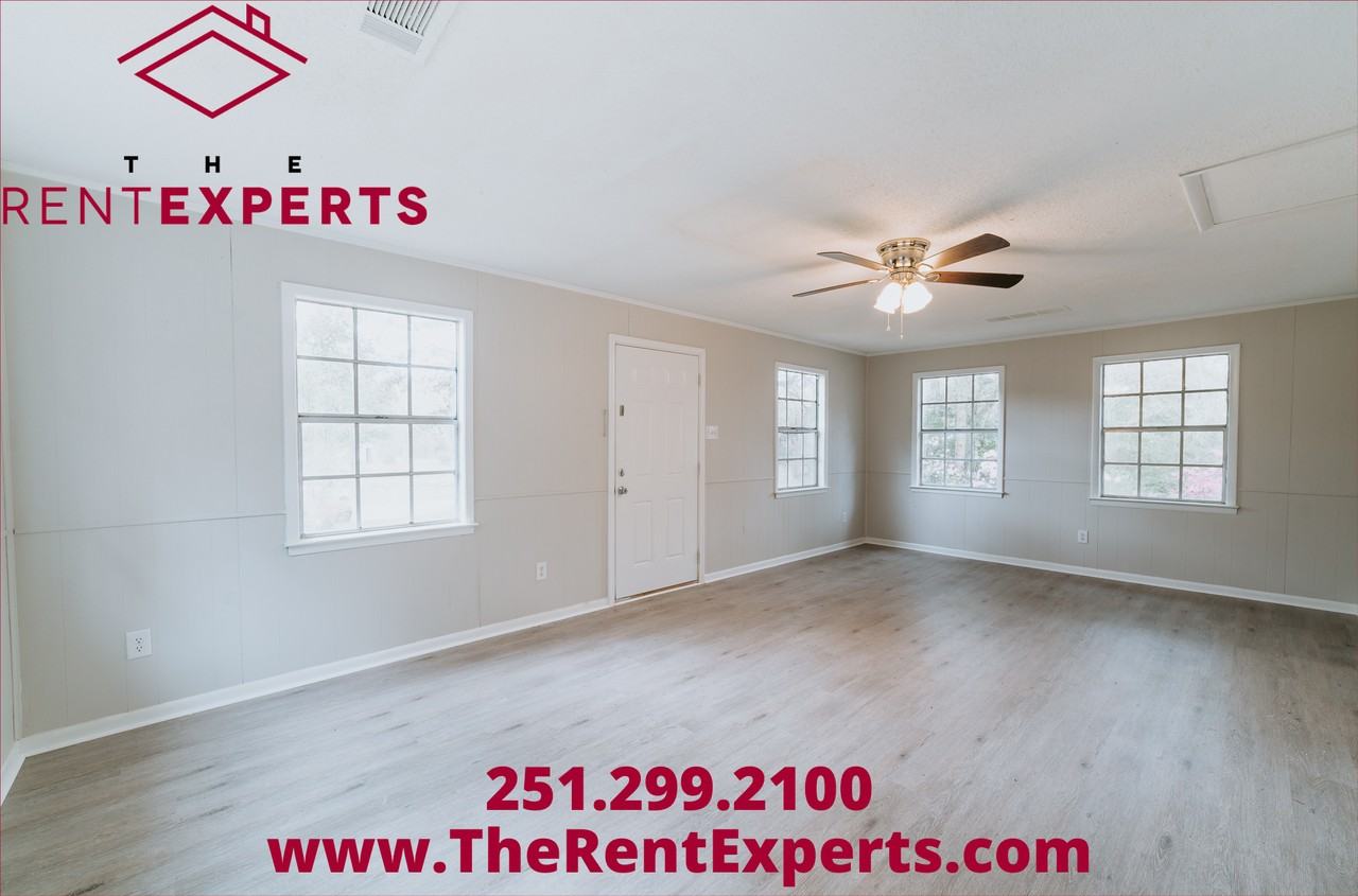 8666 Shaw St - Photo 4 of 28