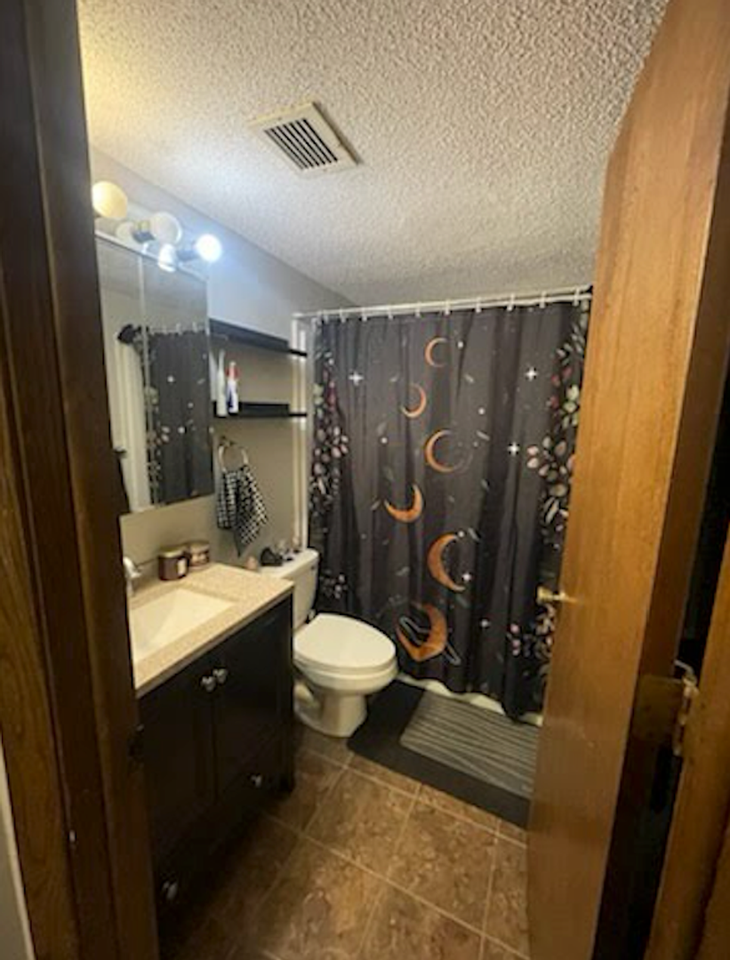 10340 Viking Dr #1051 - Photo 4 of 11