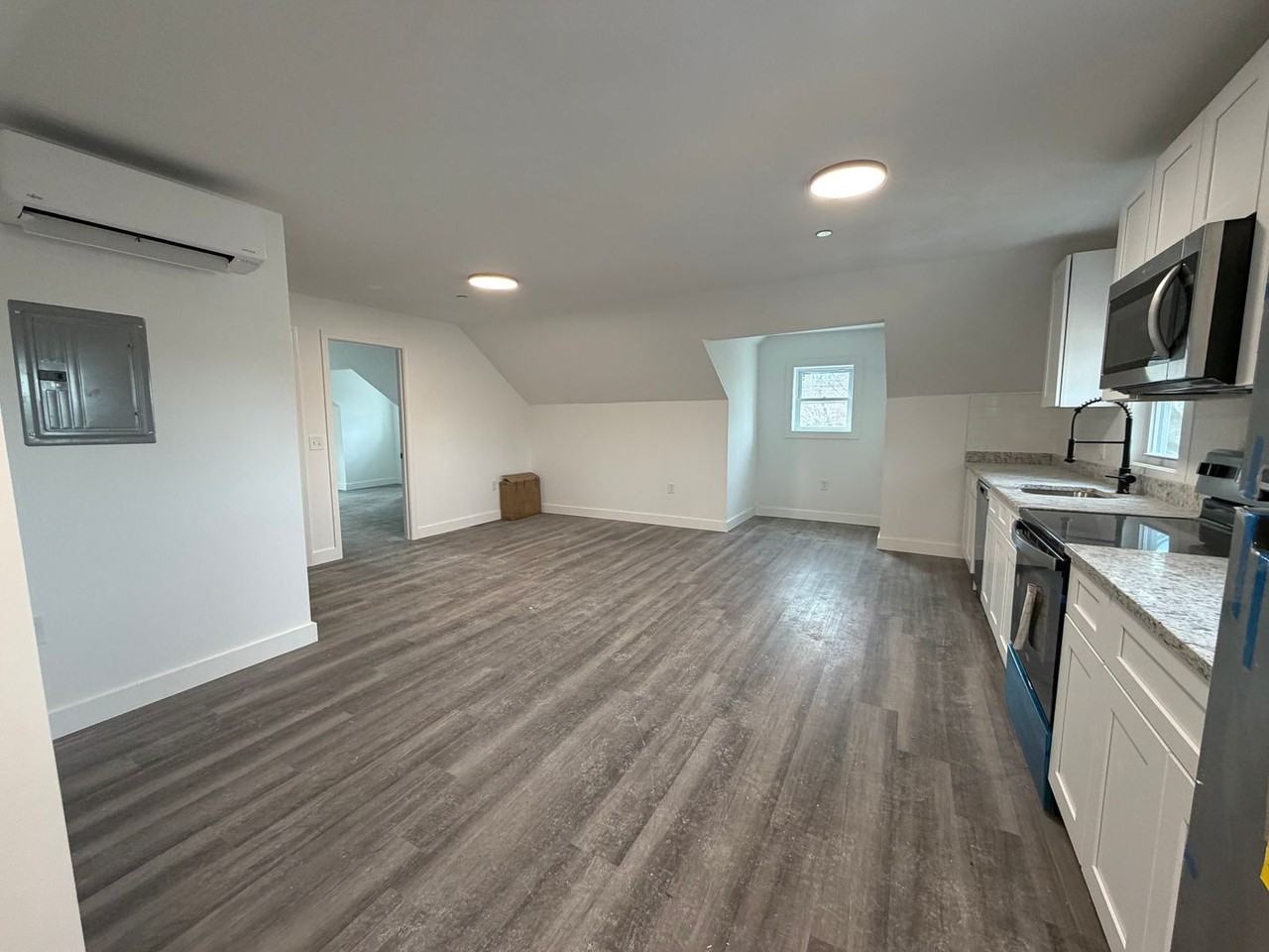 197 main St - Photo 7 of 15