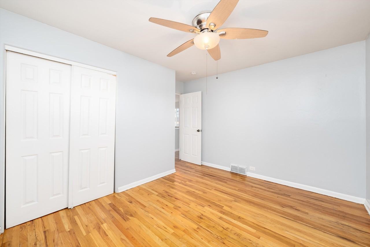 8989 E 12th Ave - Photo 3 of 31