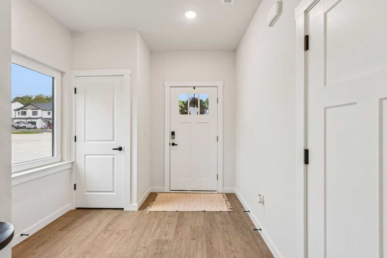Brand-New Luxury Townhomes | Move-In Ready! - Photo 4 of 43